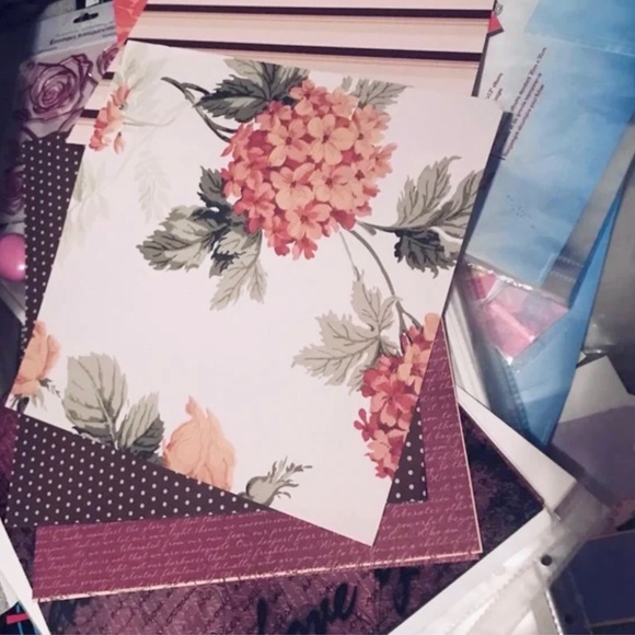 🎀 HUGE Scrapbooking Supplies Mystery Box Artist Art Junk Journals Photo - Picture 3 of 12
